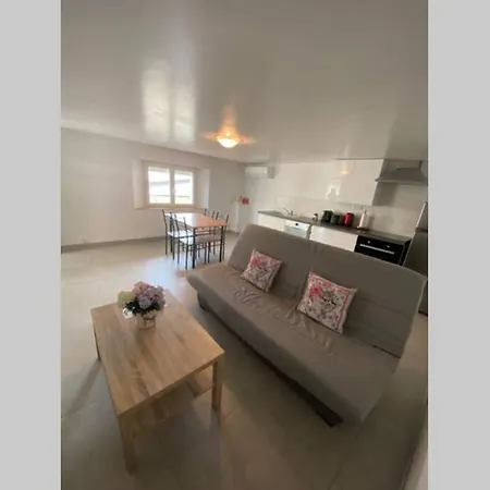 Koh Samet Siam Manahakhon & *