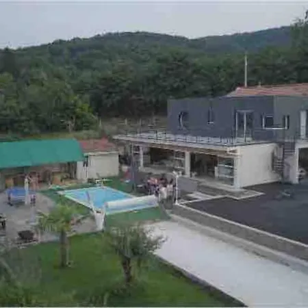 Koh Samet Siam Manahakhon & Rieux-de-Pelleport