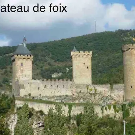 Koh Samet Siam Manahakhon & *