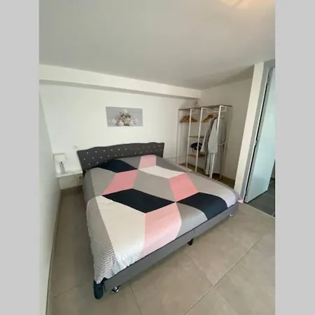 Apartamento Koh Samet Siam Manahakhon & Rieux-de-Pelleport