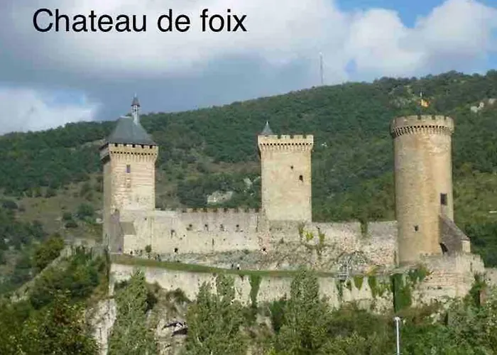 Koh Samet Siam Manahakhon & *