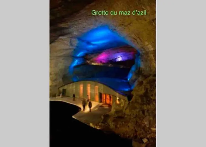 Koh Samet Siam Manahakhon & Apartmán Rieux-de-Pelleport