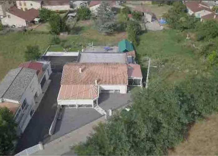 Koh Samet Siam Manahakhon & Rieux-de-Pelleport